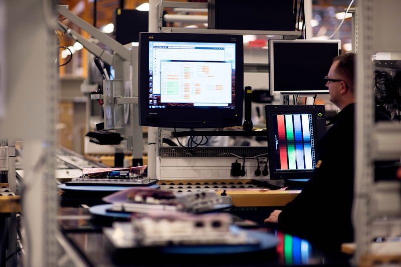 5 głównych zalet ERP opartego na chmurze dla firm produkcyjnych